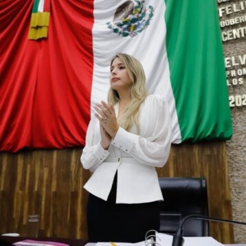 Diputadas del PAN denuncian ante el IEPAC a legisladora de Morena
