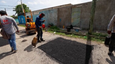 Baches ponen a prueba a Mérida; Ayuntamiento despliega 22 cuadrillas