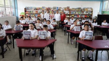 Regresan a clases 600 mil alumnos en Yucatán